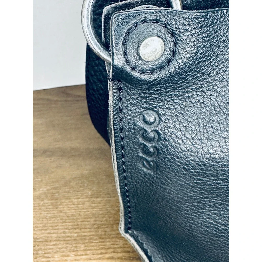 Ecco crossbody bag